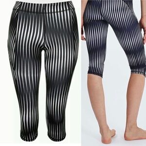Ivy Park Crop Leggings Striped Black White  Size L
